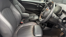 MINI Hatchback 1.5 Cooper Exclusive Premium 3dr Auto Petrol Hatchback